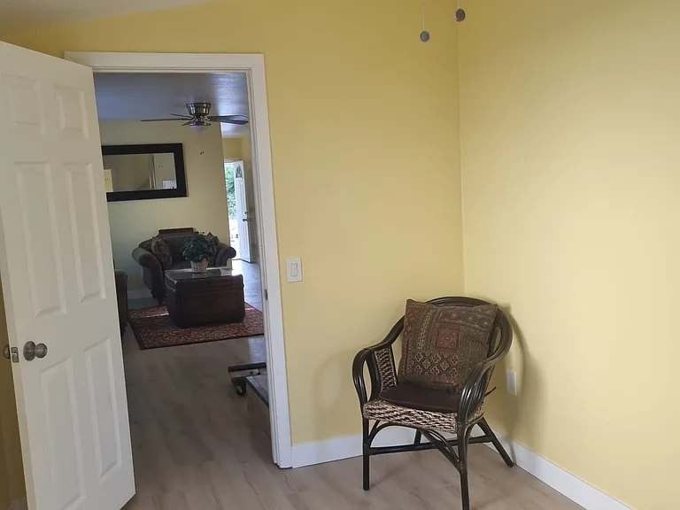 6052 Brooklyn Ave — Photo 12