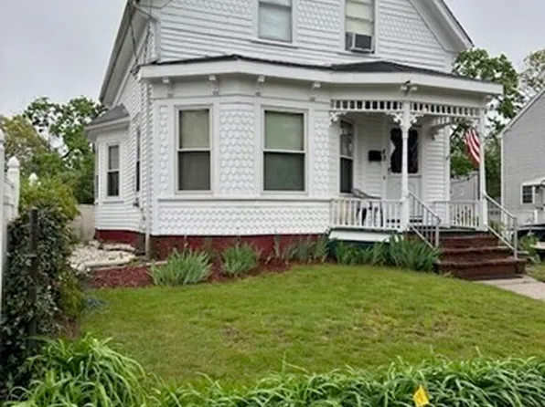 48 Perry Ave, Brockton, MA 02302