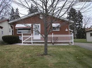 831 Lincoln Ave, Girard, OH 44420
