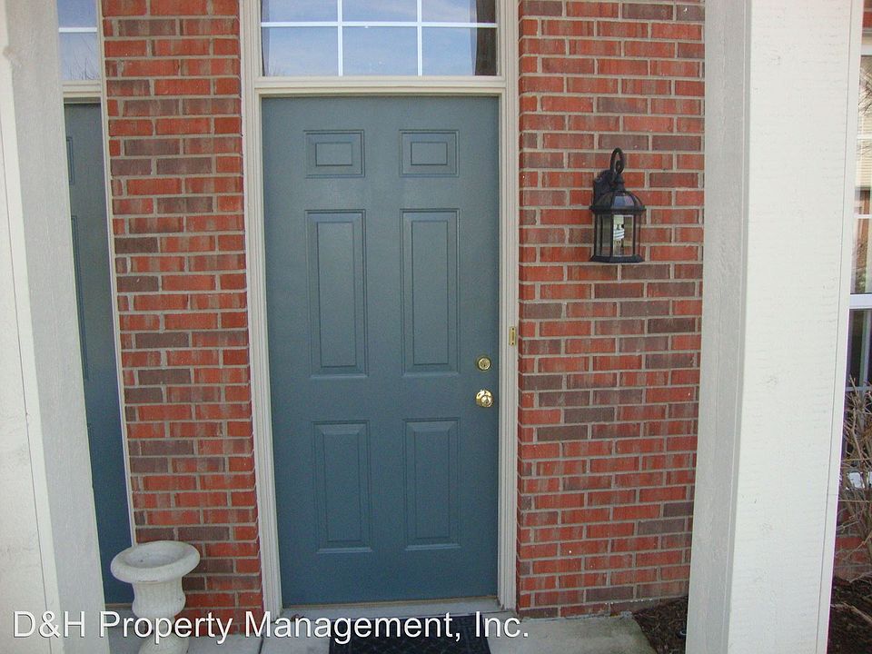 1st image of 21107 Chesapeake Cir