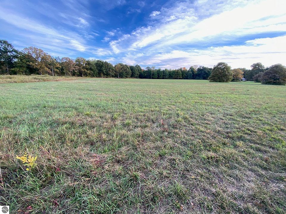 1st image of 311 S Castor Rd