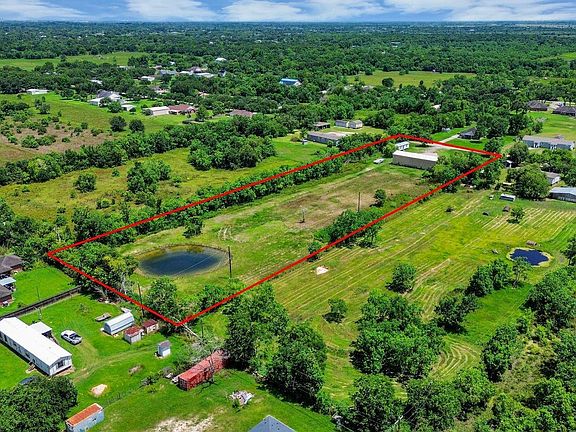 4th image of 5793 Pearson Rd