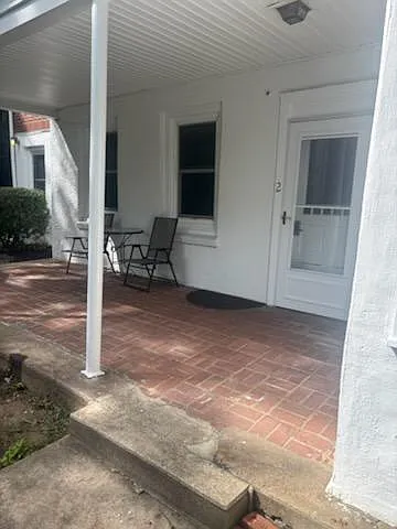 1 bed, 300 sqft, $1,650 — Photo 2