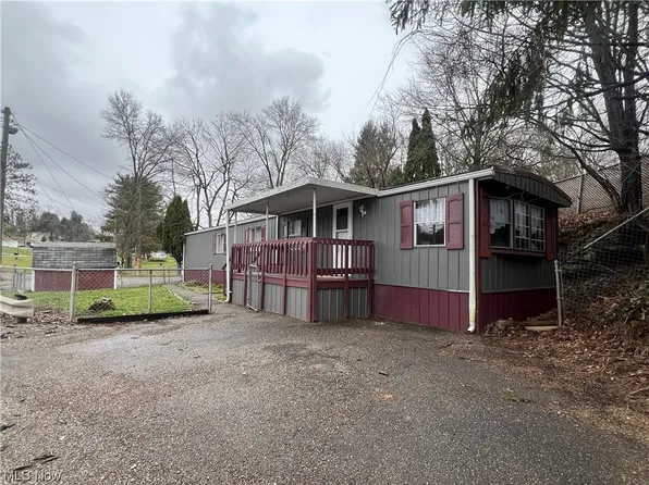 54431 Colerain Pike, Martins Ferry, OH 43935