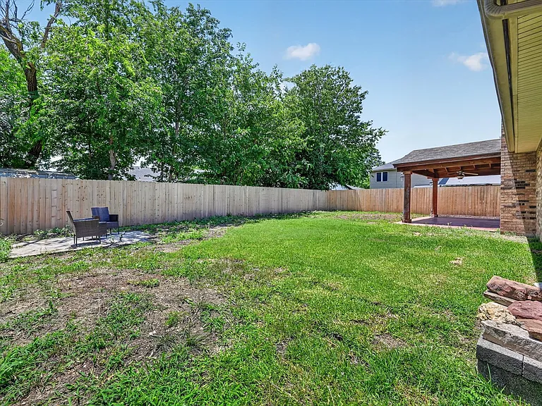 4304 Crabapple St — Photo 22