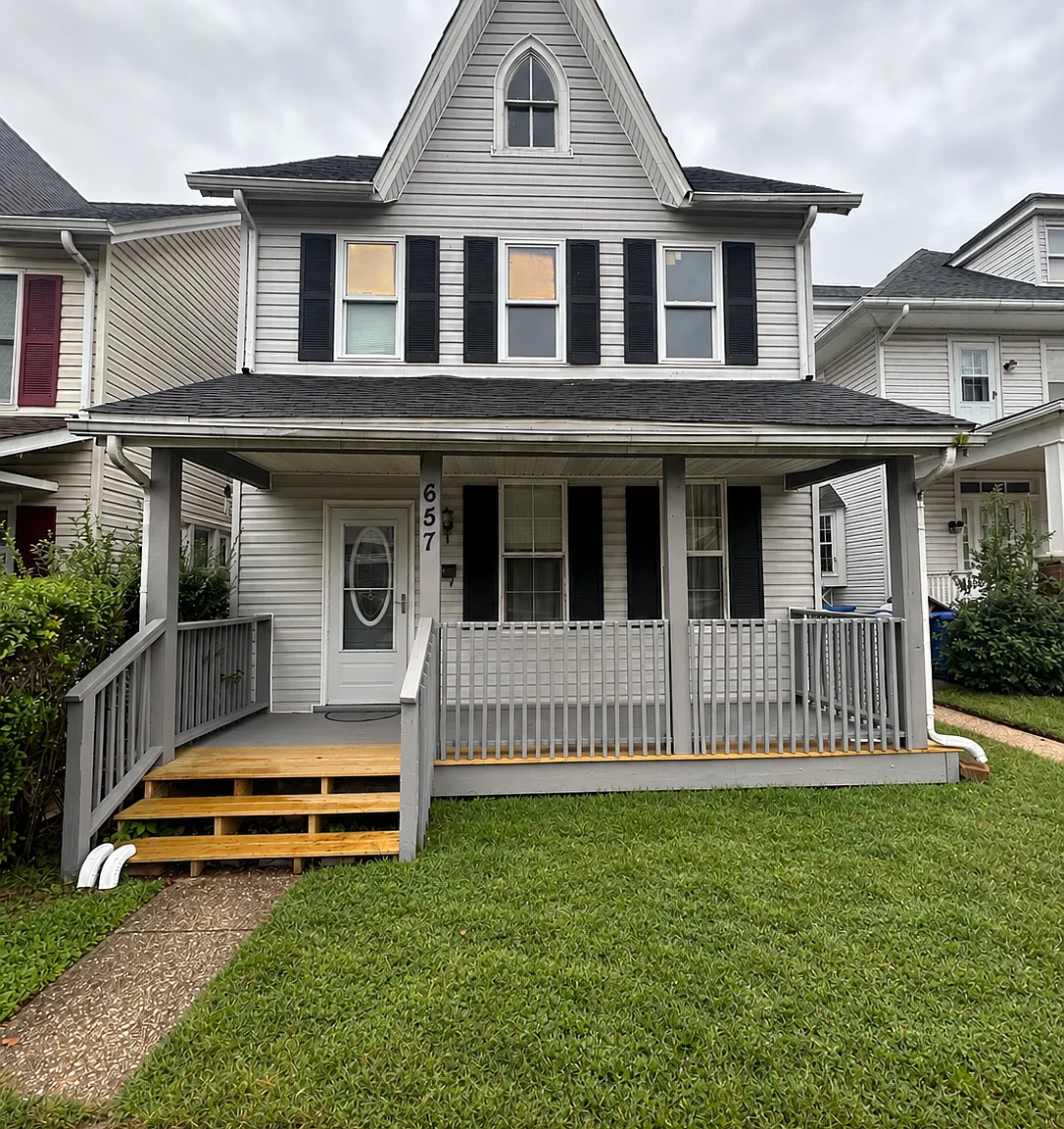 2 bed, 1000 sqft, $1,900 — Photo 1