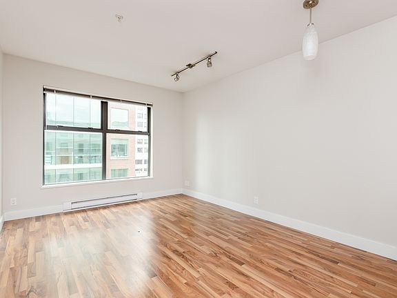 5th image of 725 Yates St #305