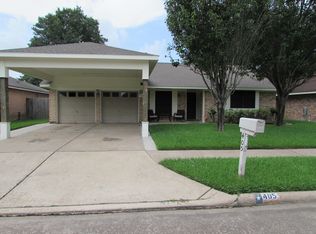 405 Lincoln St, Deer Park, TX 77536