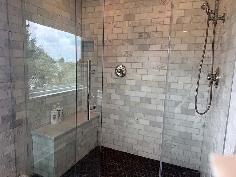 Morningview Dr — Photo 4