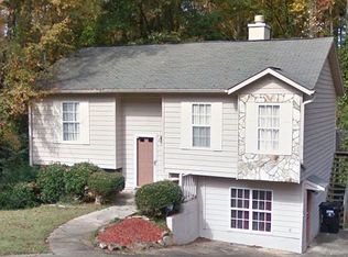 200 Ember Ct, Fairburn, GA 30213