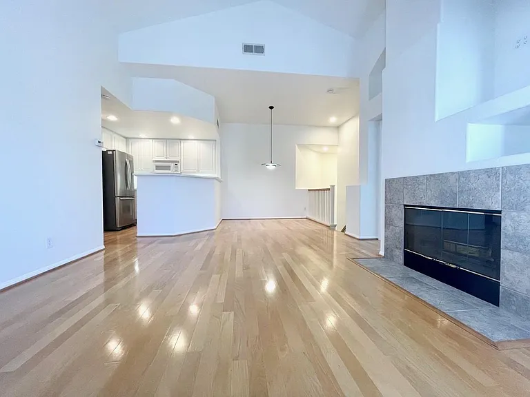 11890 Cypress Canyon Rd #1 — Photo 16