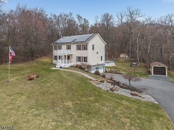 2nd image of 434 Charlestown Rd