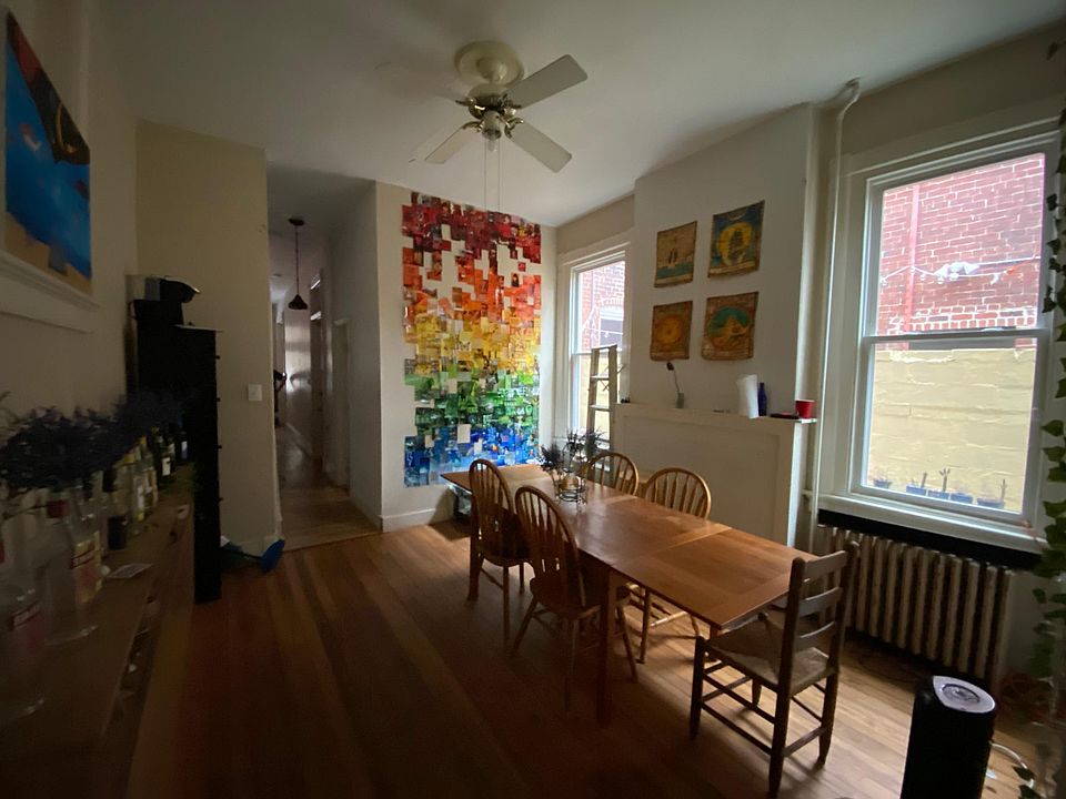 2nd image of 114 N Morris St