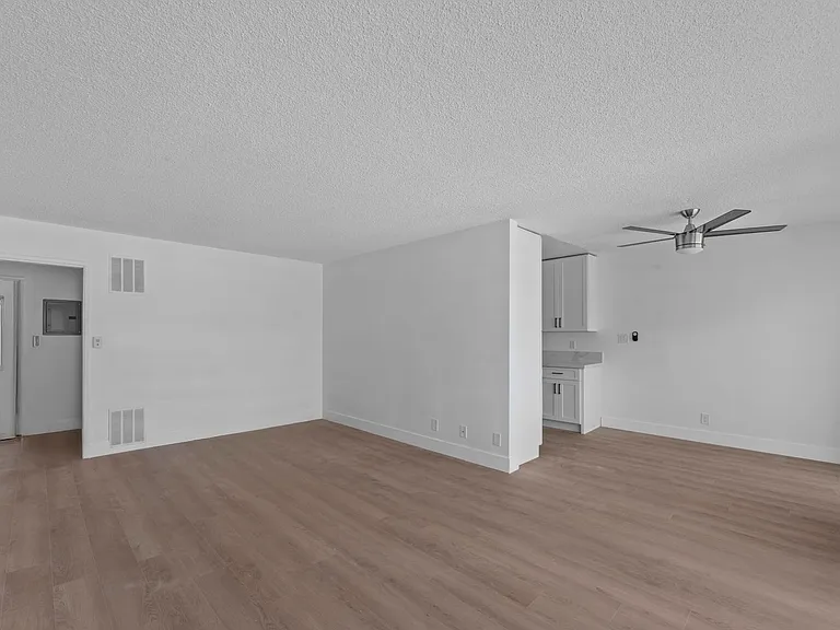 TALA Local at 1301 Havenhurst — Photo 9