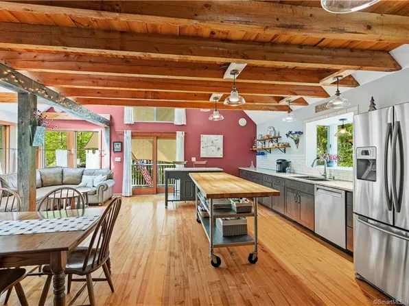 28B Damon Heights Road, East Lyme, CT 06357