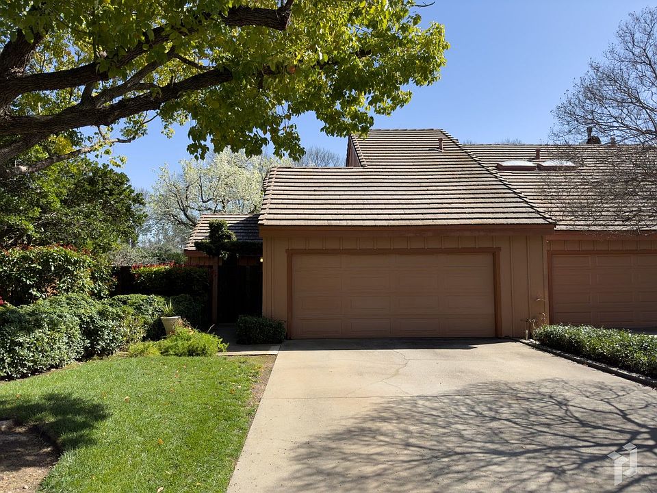 1st image of 5 Alameda Park Cir