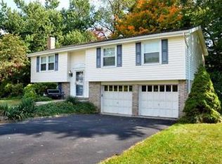 1142 Huntsridge Dr, Crescent, PA