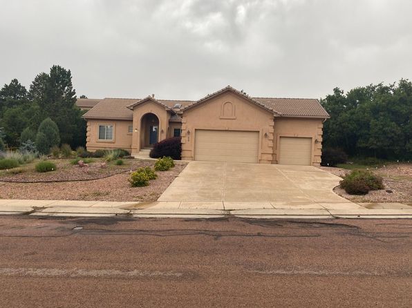 50 Wuthering Heights Dr