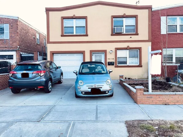 93-08 Ditmars Boulevard, East Elmhurst, NY 11369