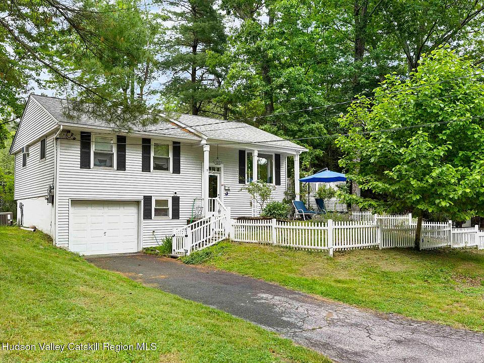 1st image of 5 Streamside Terrace