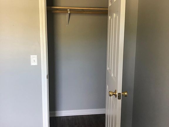 Closet 1