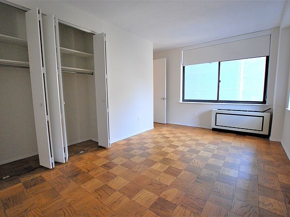 5th image of 303 E 43rd St APT 11A