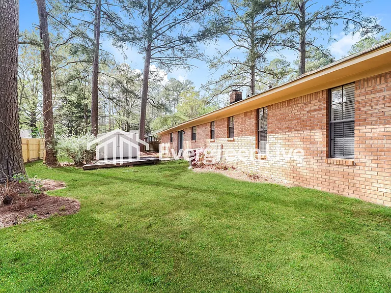 125 Dogwood Cir — Photo 14