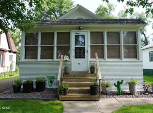 313 2nd Ave SW, Castlewood, SD 57201