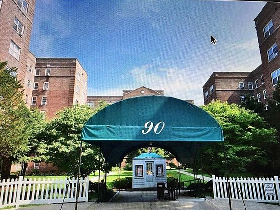 5th image of 90 Bryant Ave #E3b