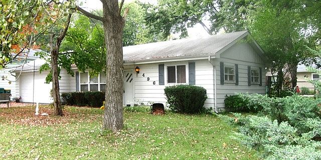 1st image of 496 Maplewood Dr