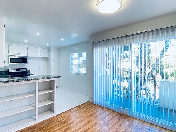 5th image of 1641 Veteran Ave #7902