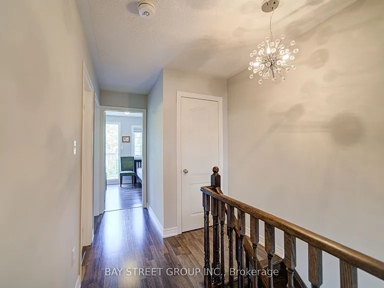 48 Roy Grove Way — Photo 14