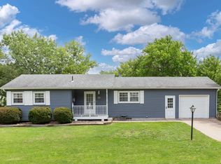 2203 E 6th St, Coal Valley, IL