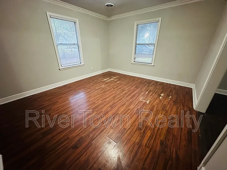 2765 Walnut Rd — Photo 3