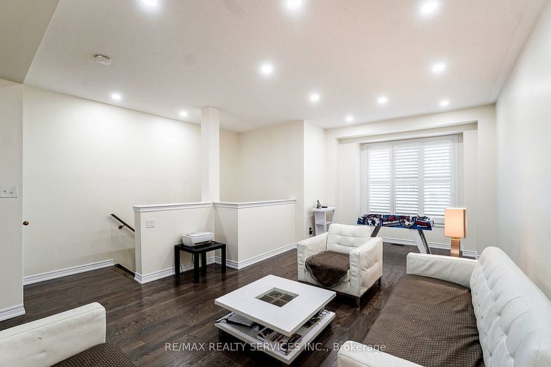 Brampton Townhouse for rent - 3 Bedrooms — photo 7