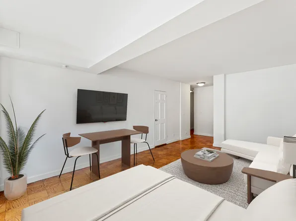 236 East 36th Street image 2 of 8