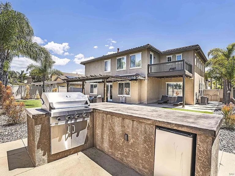1306 Traver Ct — Photo 3