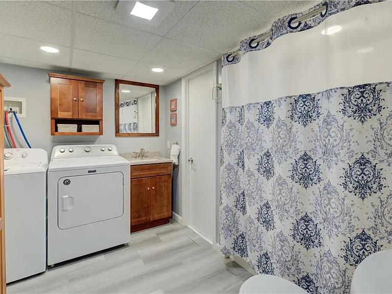 15 Whipple Ave — Photo 24
