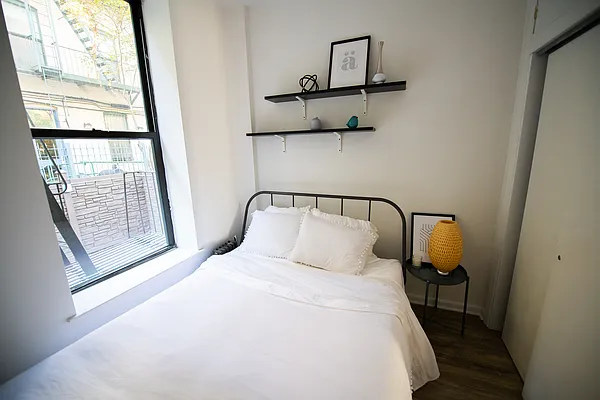 Rented by Park River | media 8