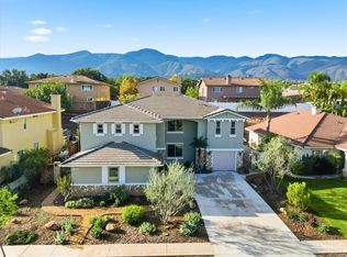 1388 Roadrunner Dr, Corona, CA 92881