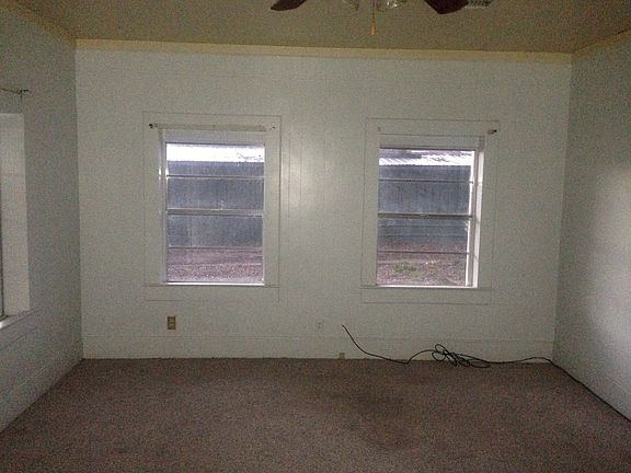 5th image of 109 E Washington St