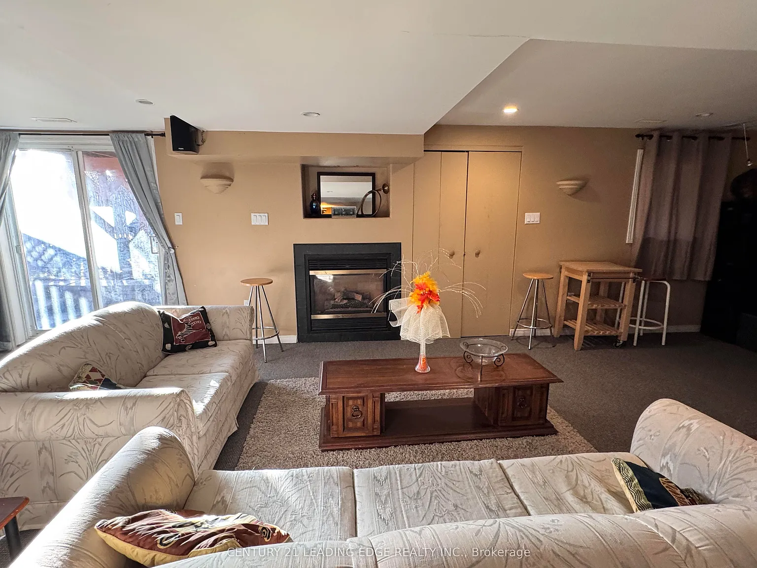 1 bed, $2,000 — Photo 2