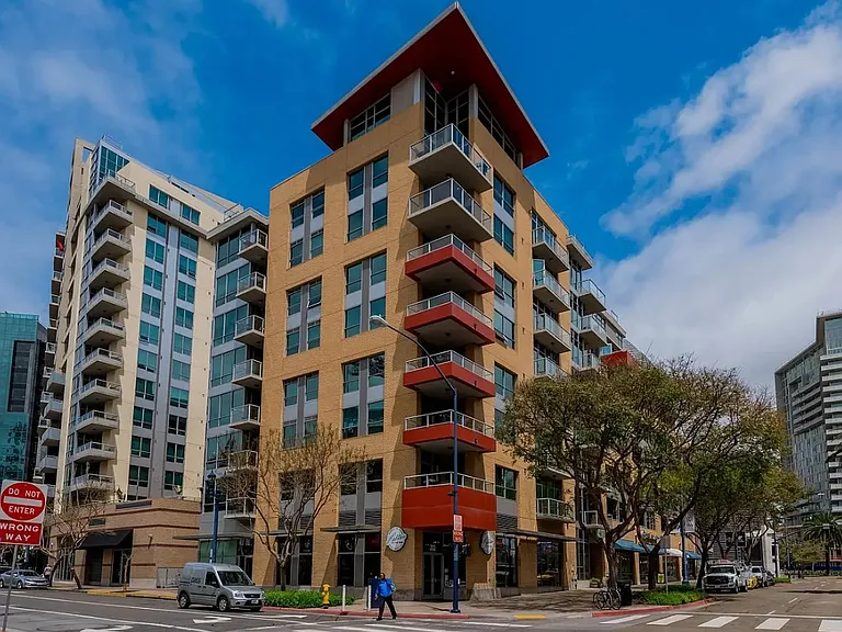 206 Park Blvd #205 — Photo 41