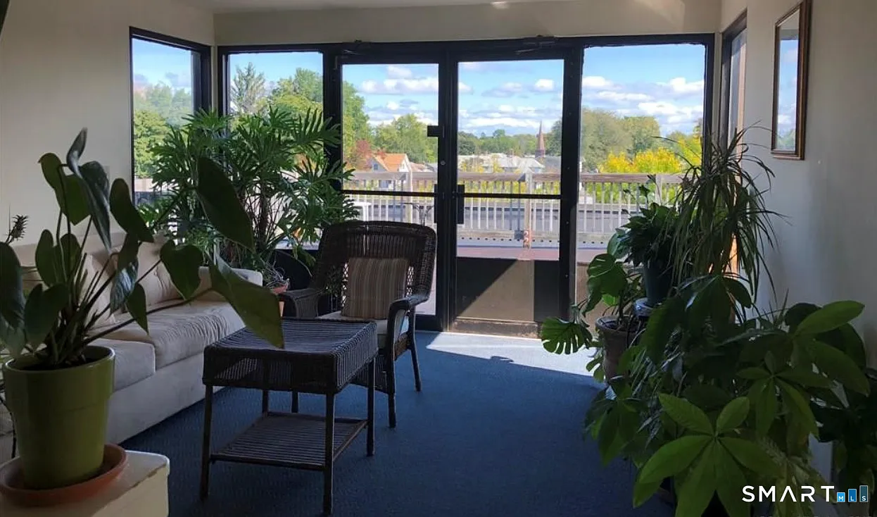 1 bed, 1.0 bath, 703 sqft, $2,100 — Photo 4
