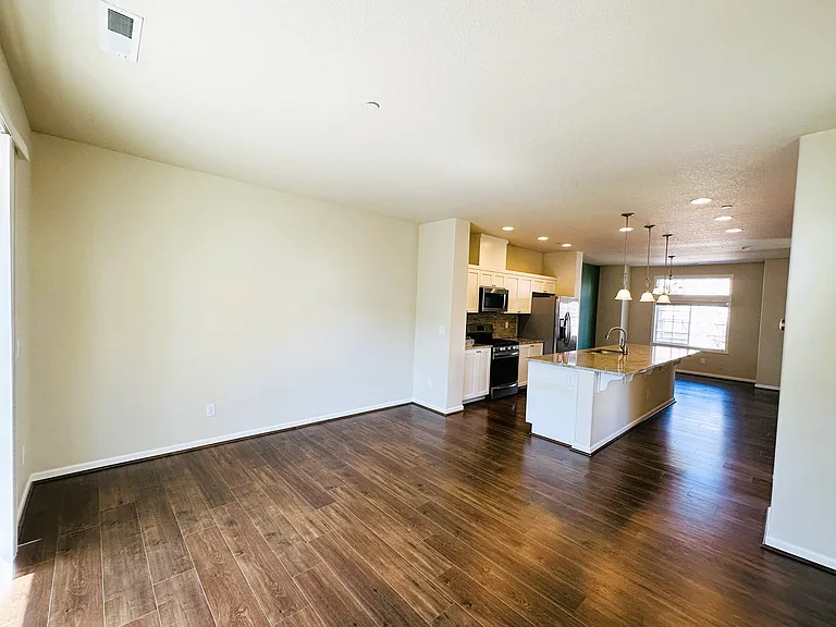 15082 NW Fig Ln — Photo 5