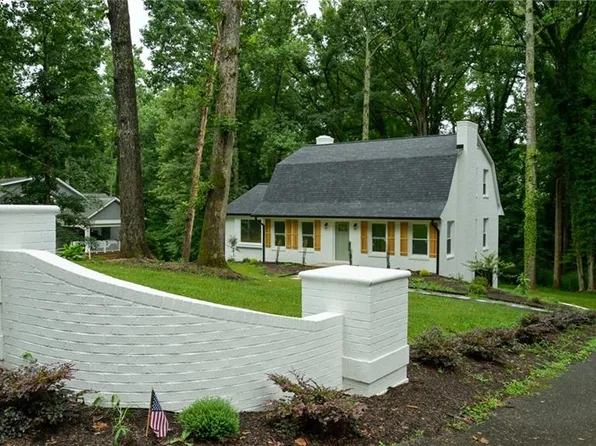 145 Ivy Cir, Elkin, NC 28621