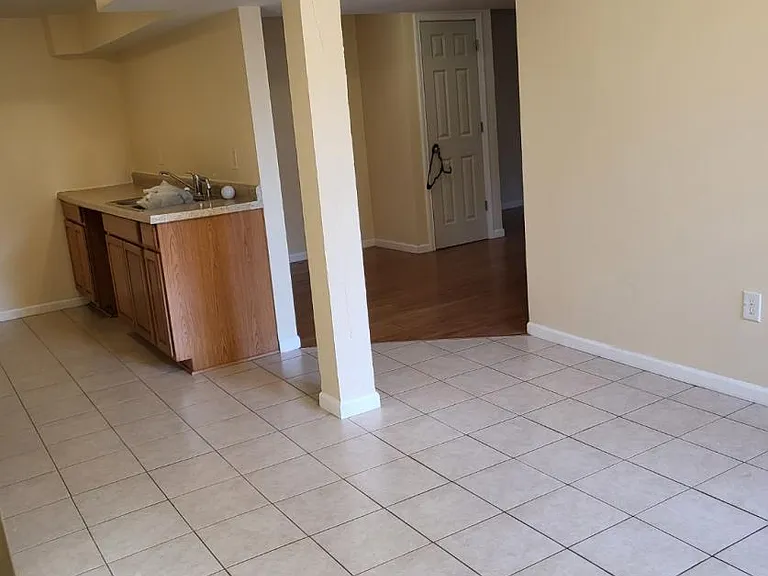 1746 Sims Ave — Photo 3