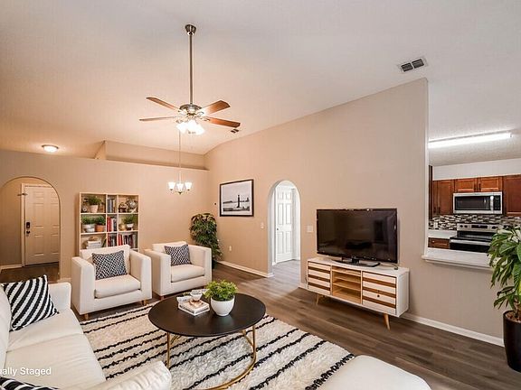 3rd image of 7463 Lawn Tennis Ln