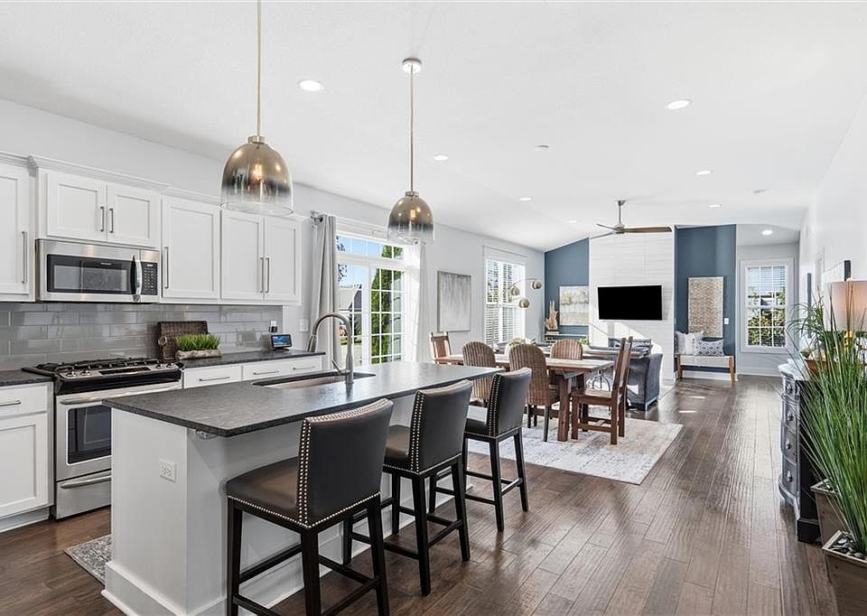 21366 W 117th Ter, Olathe, KS 66061 | Zillow