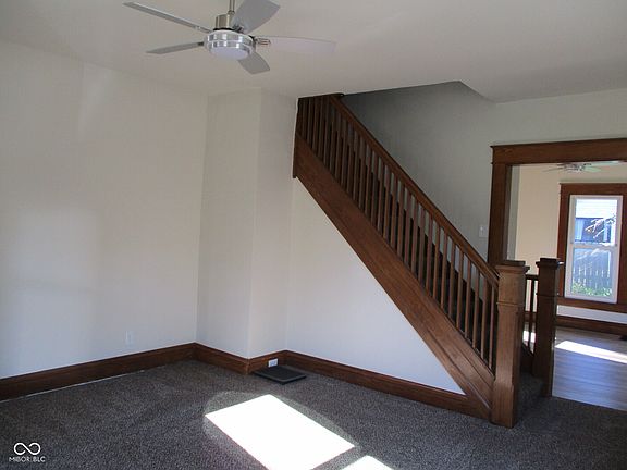 4th image of 114 Central Ave